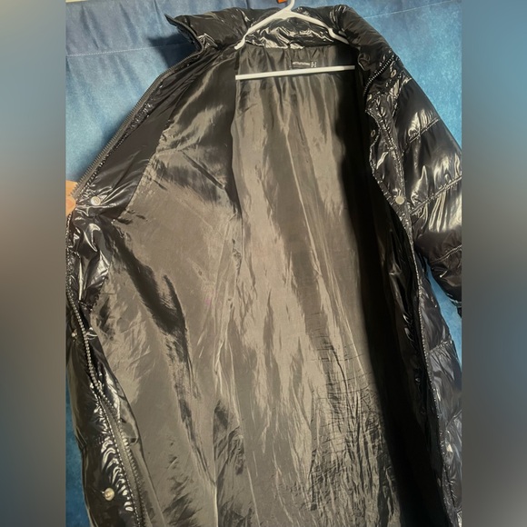 PrettyLittleThing Glossy Black Maxi Puffer Jacket - Women’s US 14 / UK 18 - Picture 3 of 4